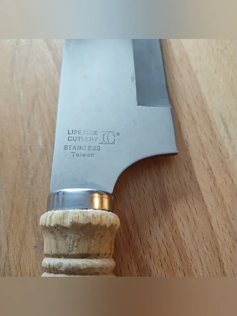 Colonial Bennington Chefs Knife Lifetime Cutlery Stainless Steel Wood Handle